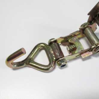 Crochet J avec tube sur tendeur ouvert