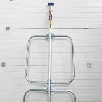 Arceau de séparation cargo sta